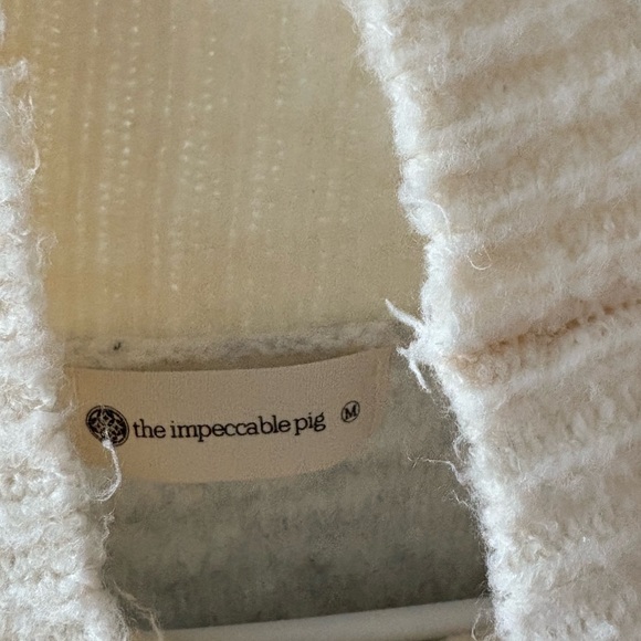 Cozy Gray and Cream Women's Sweater - Picture 3 of 3